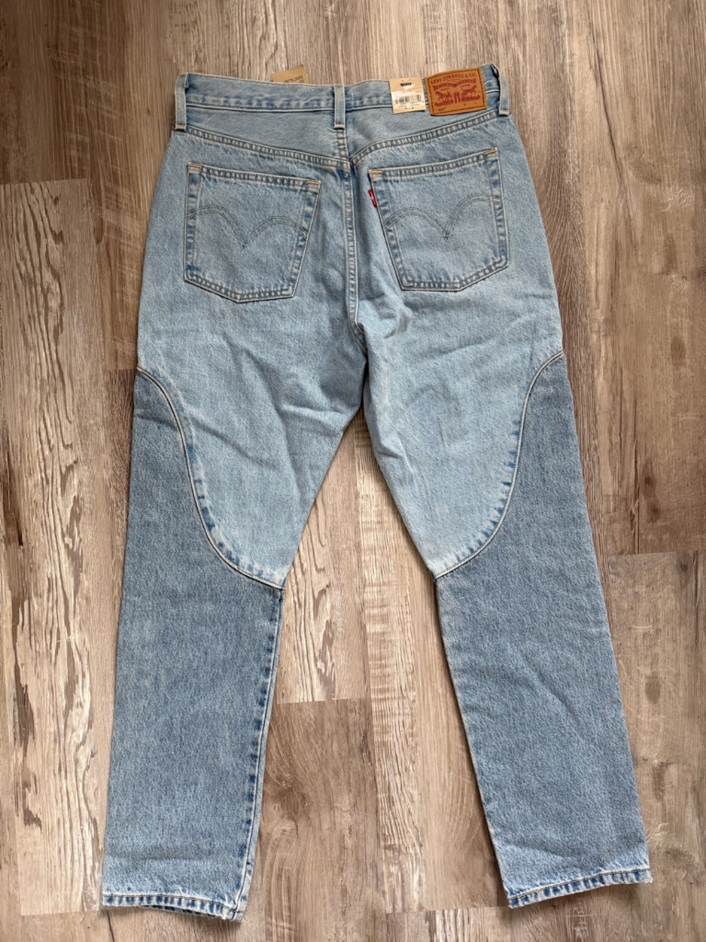 Levi's 501 Two-Tone Light Blue Straight Leg Jeans - Picture 2 of 4